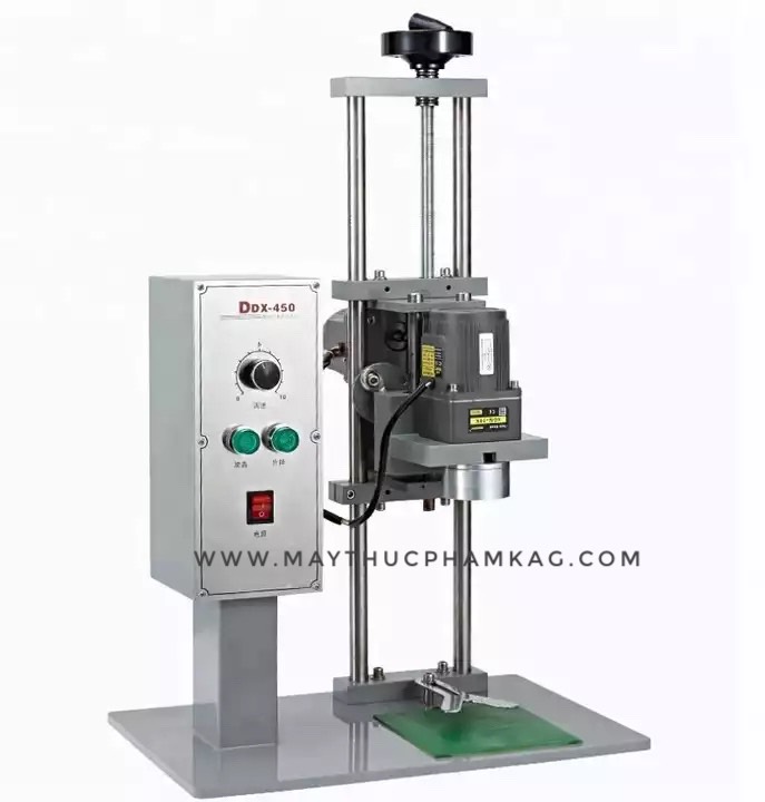 Nâng cao giá trị quả thanh long bằng cách sản xuất rượu vang thanh long