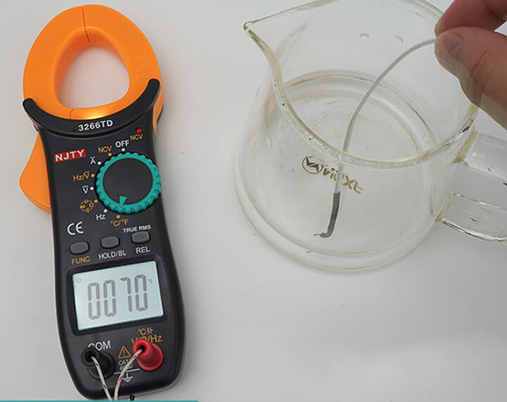 dong-ho-ampe-kim-kep-njty-3266td-van-nang-15