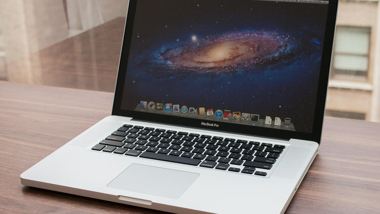 Quy trình thay màn hình macbook tại Hoàng Tuấn