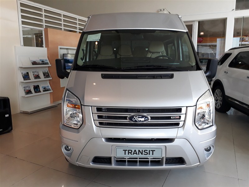 Mua xe 16 chỗ Ford Transit hay xe 7 chỗ chạy du lịch? Mua xe 16 chỗ Ford Transit hay xe 7 chỗ chạy du lịch?