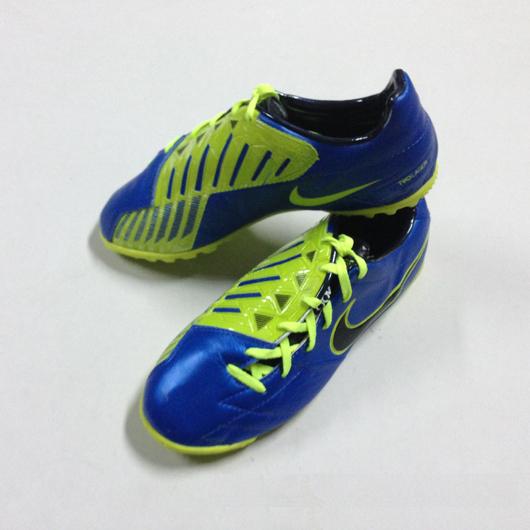 giay_da_bong_nike_t90_laser_mau_xanh_duong.