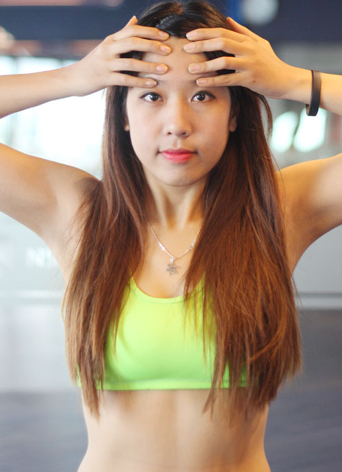 Động tác yoga cho khuôn mặt không tuổi