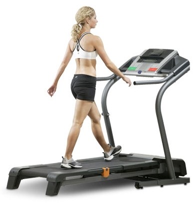 di_bo_tren_may_chay_bo