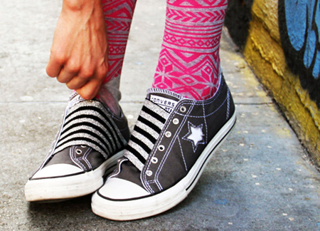 mang-tat-khi-di-giay-the-thao