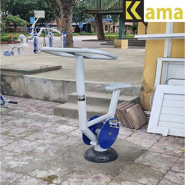 xe-dap-tap-the-duc-ngoai-troi