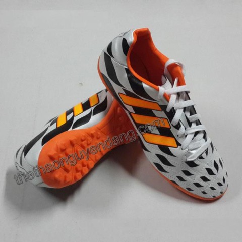 Giày đá bóng Adidas Battle Pack WC 2014 trắng đen