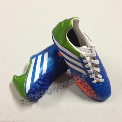 Giày đá bóng Adidas Predator LZ