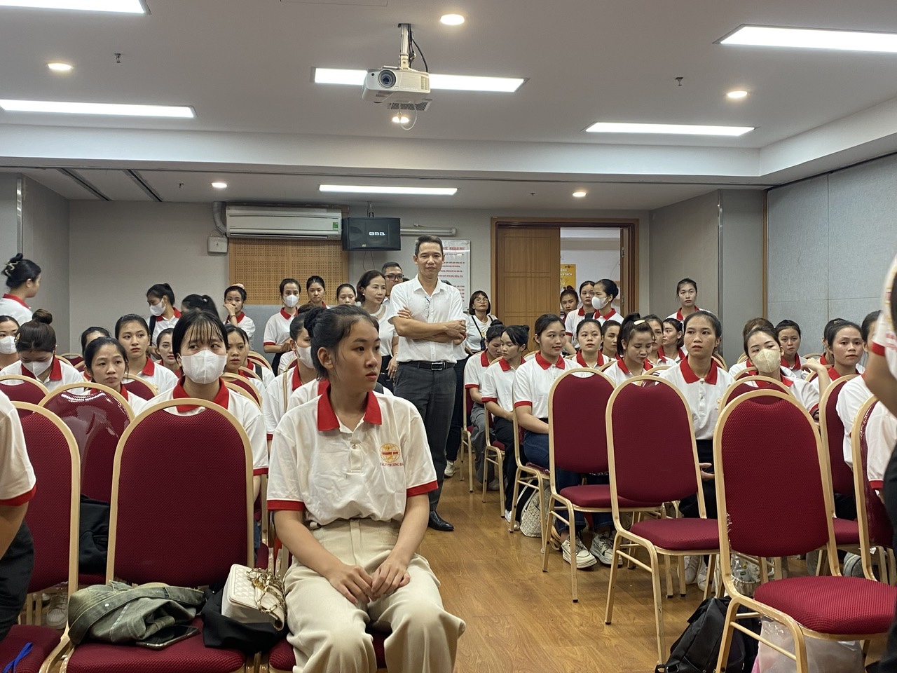 ĐIỆN TỬ MIỄN PHÍ-MỸ THƯỜNG-TƯỜNG MẬU-LÂM KHẨU-ĐÀI BẮC