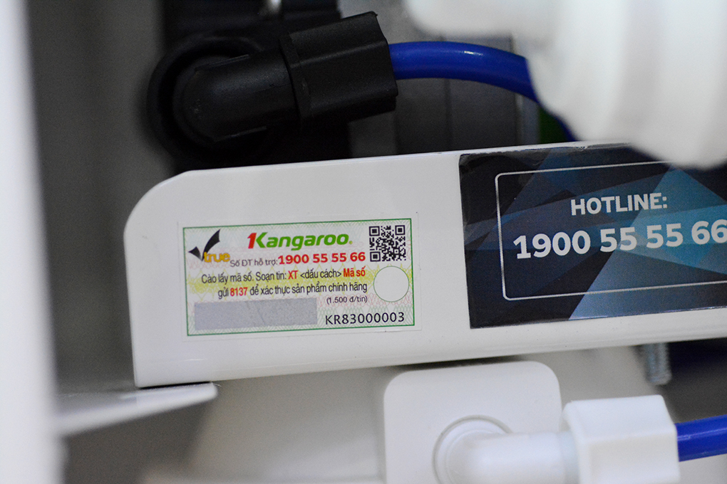 Trên thân của KG100HP có dán team xác thực