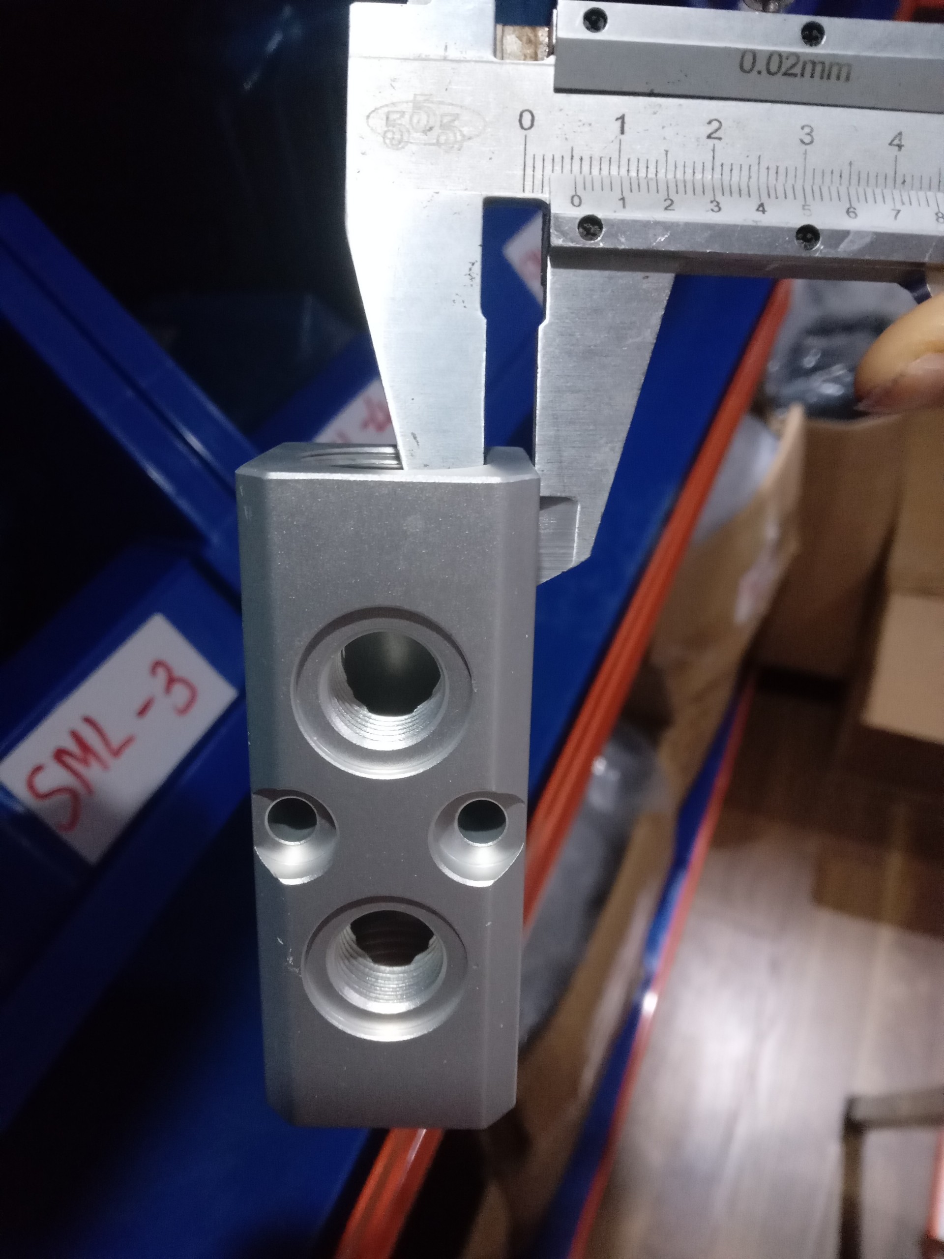 Thanh chia khí nhiều cổng chia 2,3,4,5 ren trong ML-2F, ML-3F, ML-4F, ML-5F, ML-6F Bộ chia khí nhiều cổng LA2, LA3, LA4, LA5