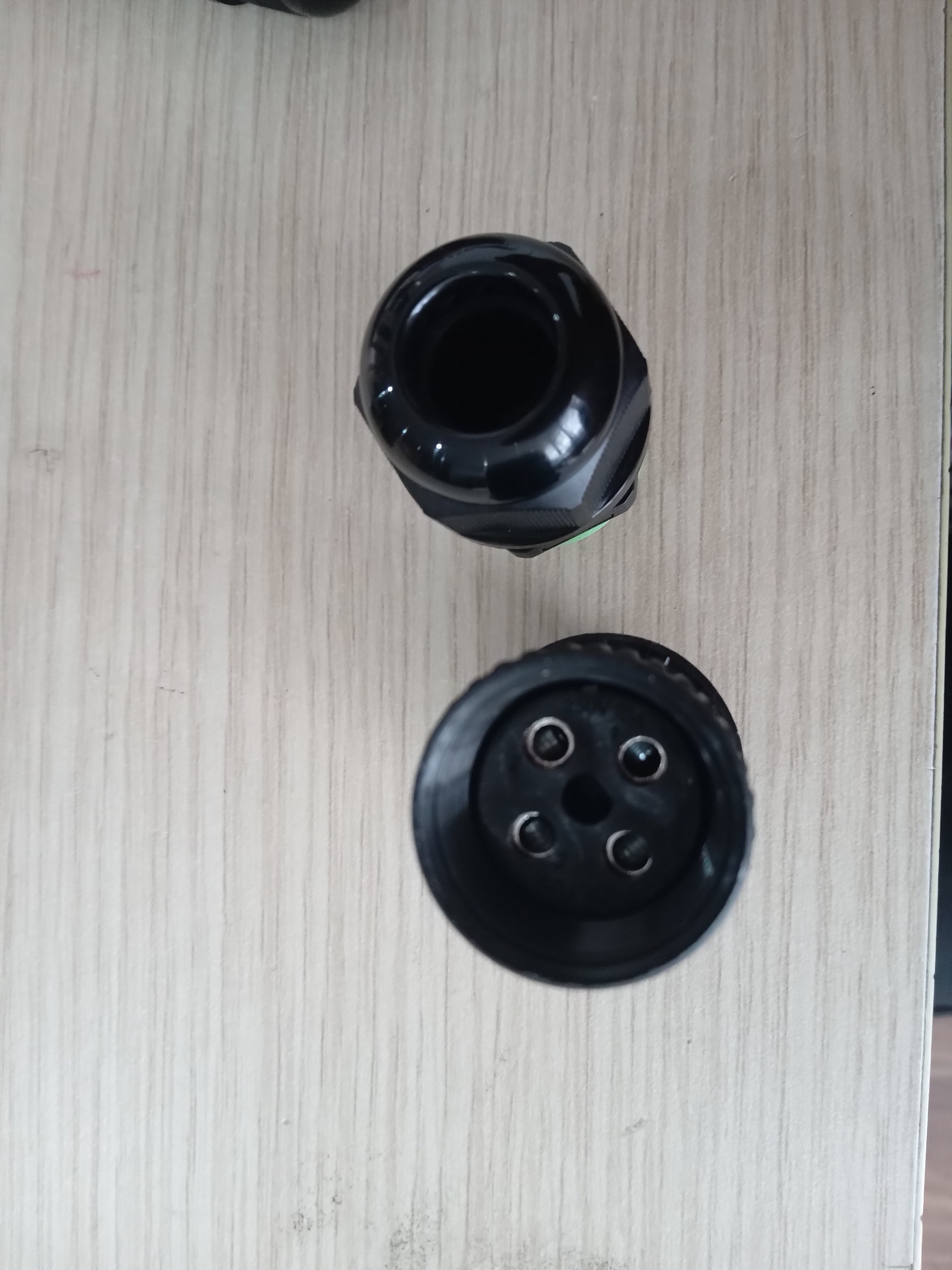 Cút nối dây điện thẳng M20-3P Đầu nối thẳng chống nước M20-3P đầu nối nhanh chống nước M20-3P loại 3 lỗ