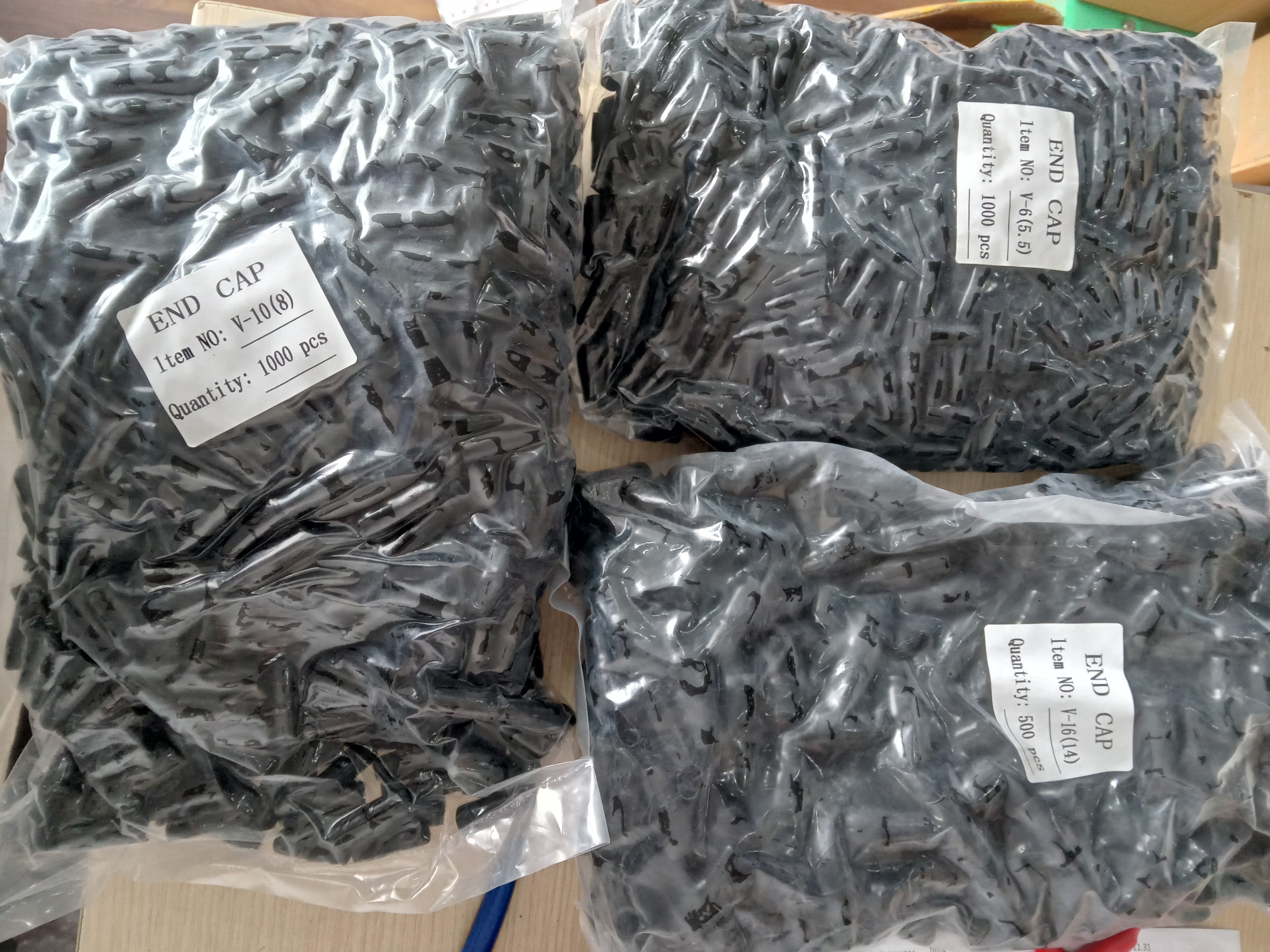 Mũ chụp đầu cốt, chụp đầu cốt cách điện V1.25-1.5 V2-2.5 V3.5-4 V5.5-6 V8-10 V14-16