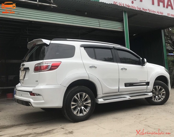 Hình ảnh chi tiết bộ bodykit Traiblazer lắp lên xe