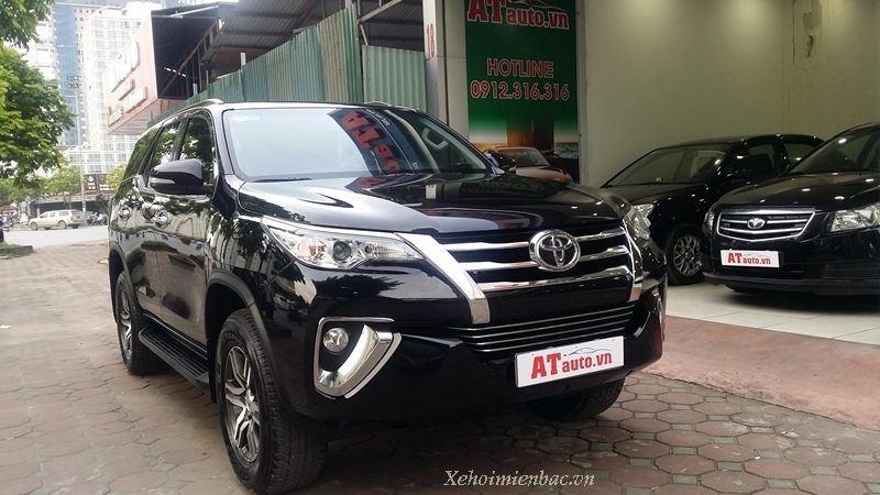 Xe Fortuner 2.4G 4x2 MT 2017 siêu lướt bán tại salon ATauto