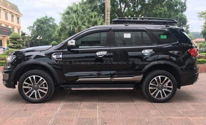 Sau khi lắp bodykit, Everest đã lột xác hoàn toàn