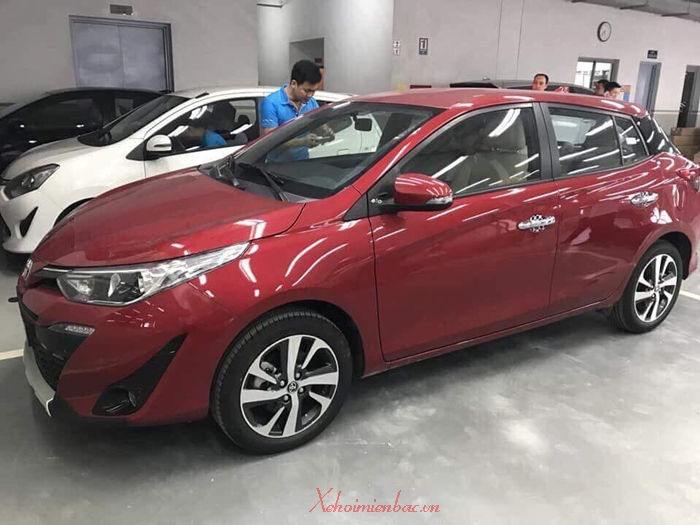 Xe Toyota Yaris 2018 thực tế đã về đại lý Toyota