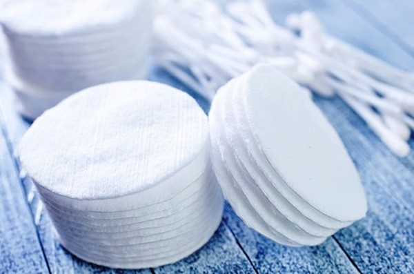 Bông tẩy trang giúp sạch da mặt liệu có ảnh hưởng tới môi trường hay không? Bông tẩy trang giúp sạch da mặt liệu có ảnh hưởng tới môi trường hay không?