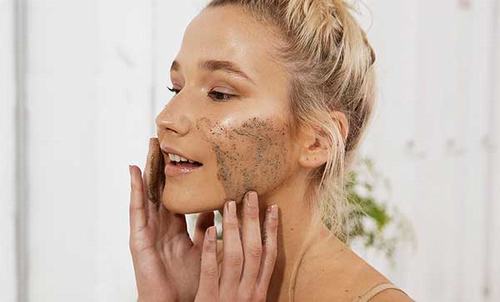 Tẩy da chết quan trọng như thế nào khi chăm sóc da Tẩy da chết quan trọng như thế nào khi chăm sóc da