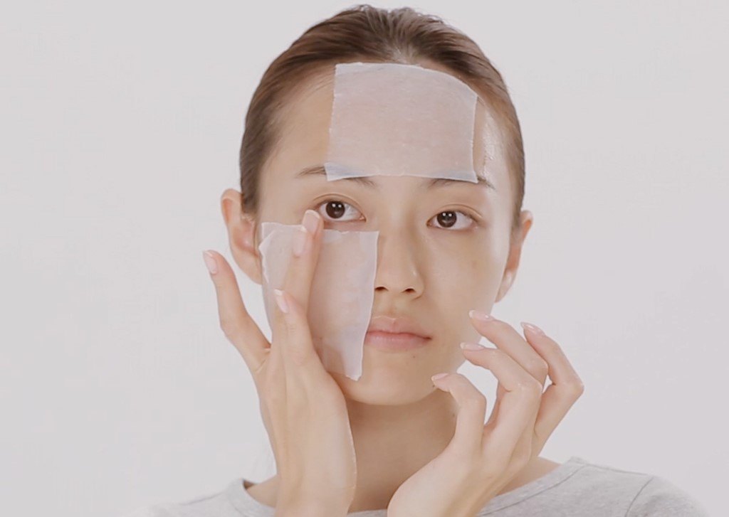 Vì sao bạn nên dùng lotion mask thay vì dùng lotion trực tiếp? Vì sao bạn nên dùng lotion mask thay vì dùng lotion trực tiếp?