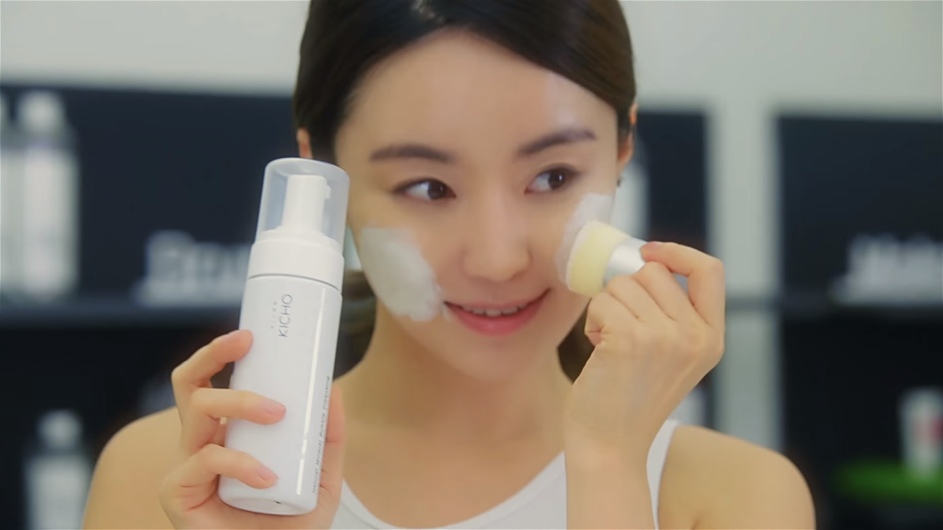7 tác hại không ngờ khi sử dụng sai sữa rửa mặt 7 tác hại không ngờ khi sử dụng sai sữa rửa mặt