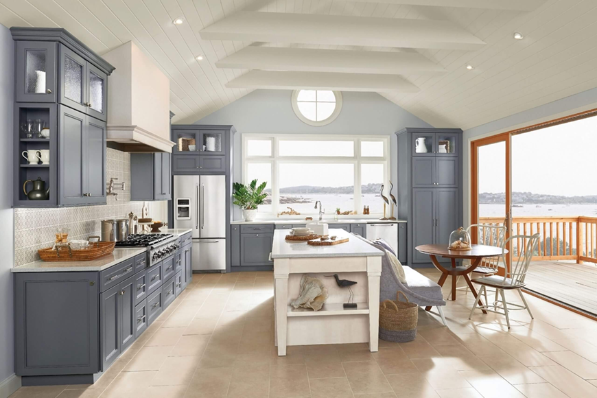 Trong phong thủy hướng bếp quay ra phía cửa chính có thể làm mất đi vượng khí