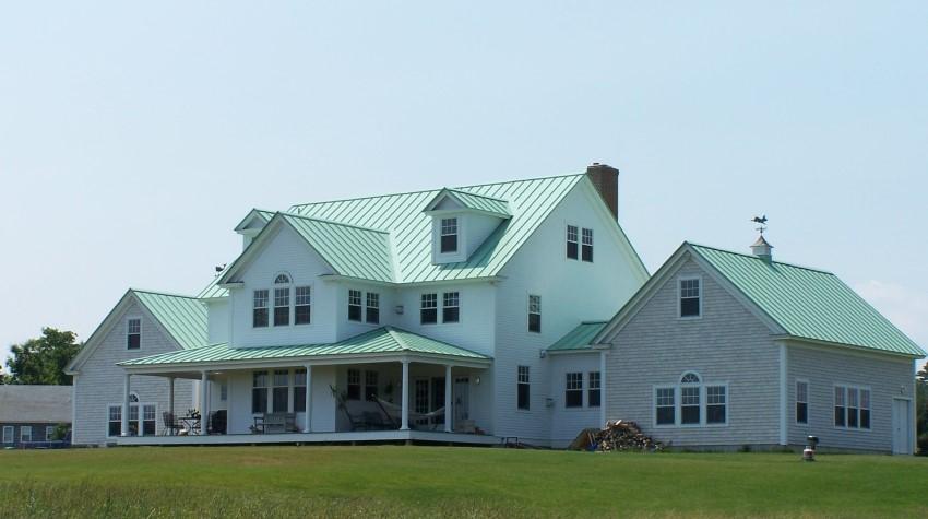 Thiết kế nhà mái tôn màu xanh ngọc 2 tầng