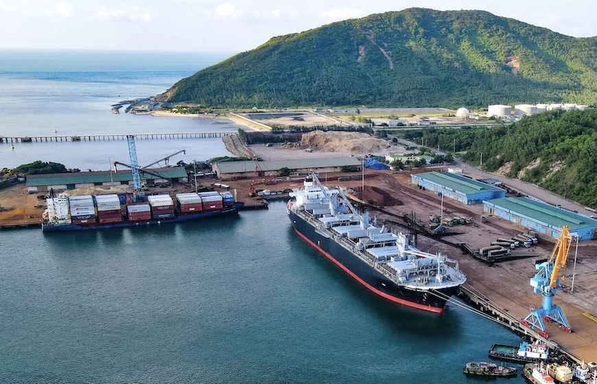 Vận chuyển tấm lợp bằng đường thuỷ