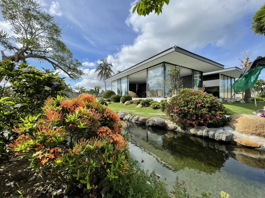 Mẫu nhà vườn có giếng trời