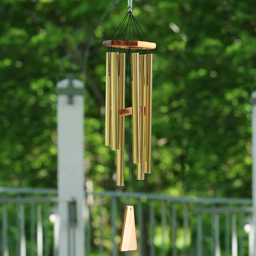 Treo chuông gió nhằm thu hút vượng khí vào ngôi nhà