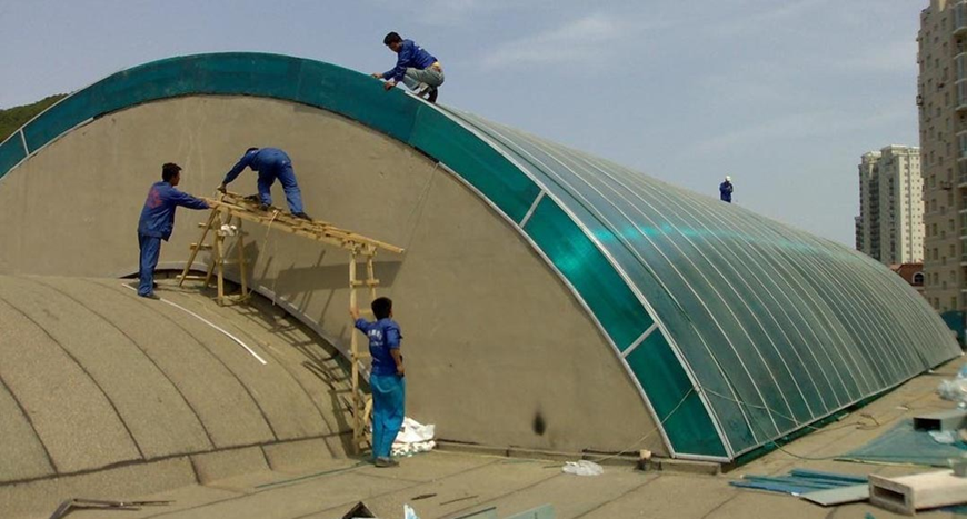 Đơn vị thi công tấm lợp lấy sáng chuyên nghiệp giúp bạn an tâm về an toàn chất lượng công trình và khả năng chống thấm