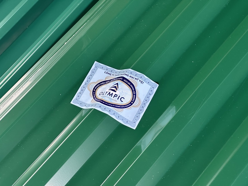 Nên kiểm tra độ dày tôn với những thiết bị chuyên dụng