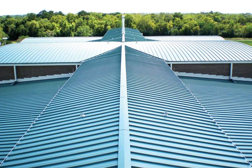 Những công trình nhà máy, nhà xưởng rất thích hợp lợp mái tôn cách nhiệt 6 sóng