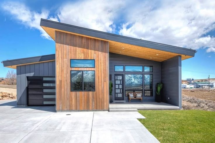 Mẫu 08: nhà mái lệch sử dụng tôn cách nhiệt độc đáo