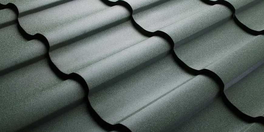 Tôn kim cương chất lượng có bề mặt mịn phẳng và màu sắc đồng đều