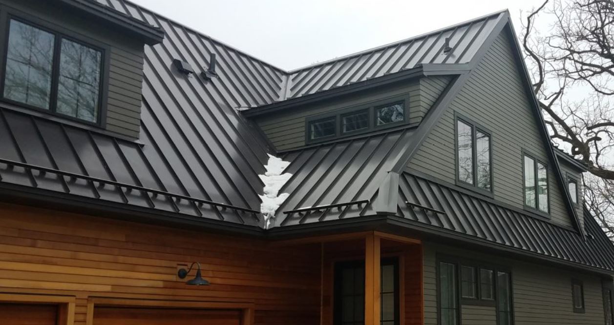 Tôn chống nóng Olympic màu ghi xám có khả năng chống ồn,tạo không gian yên tĩnh