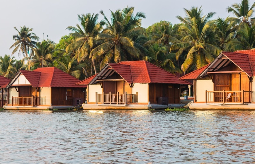 Tôn Olympic tạo nên những mái nhà sang trọng, hiện đại, hài hòa với cảnh quan thiên nhiên