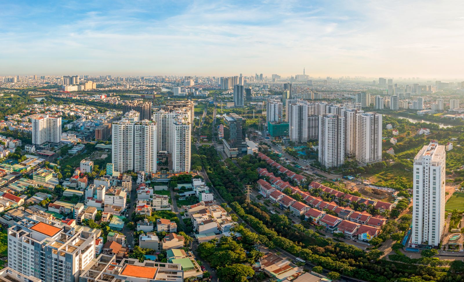 Tôn lợp mái được sử dụng rộng rãi hiện nay