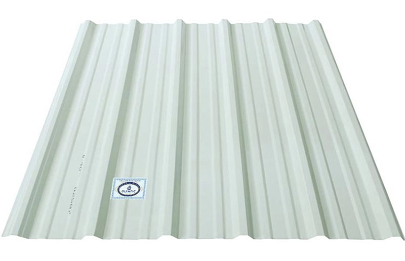 Tôn lạnh màu trắng sữa mang vẻ đẹp tinh khôi, bắt mắt