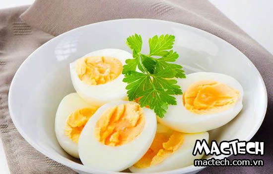 1 quả trứng vịt luộc bao nhiêu calo? nhiều hay ít