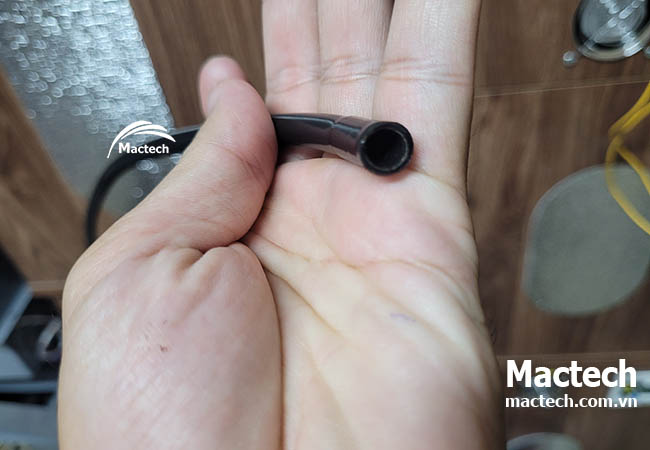 Xử lý khi máy ấp trứng báo hết nước mãi không tắt