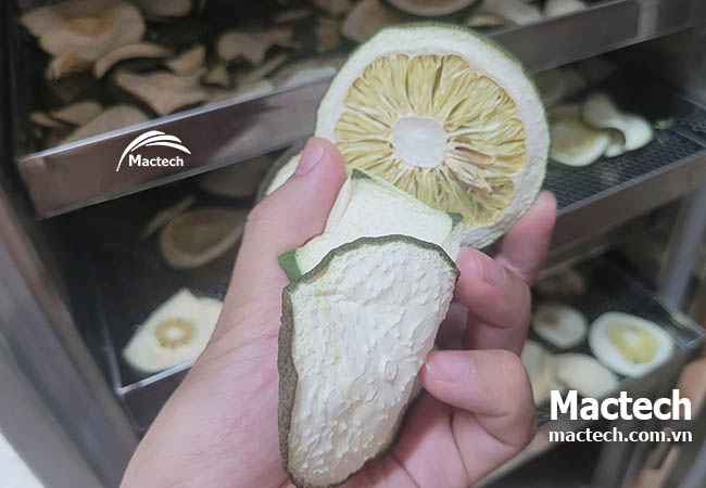 Bưởi non sấy khô làm trà