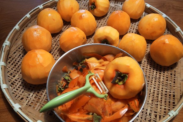 Làm mứt hồng thơm ngon