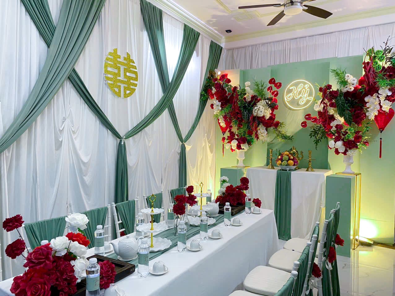 Trang trí gia tiên tone xanh