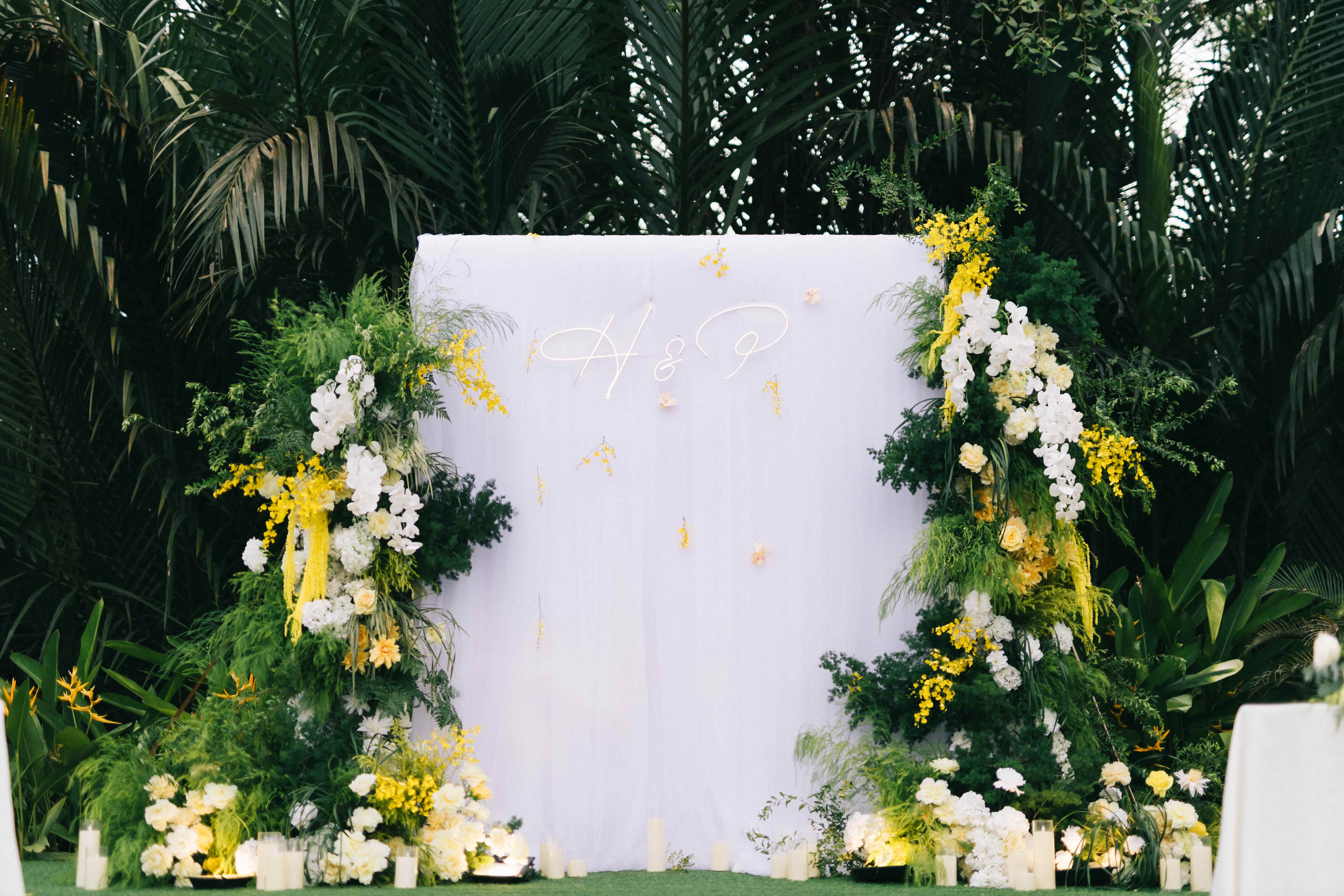 Trang trí tiệc cưới tại Chloe Gallery – Sang trọng, hiện đại & lãng mạn giữa lòng Sài Gòn