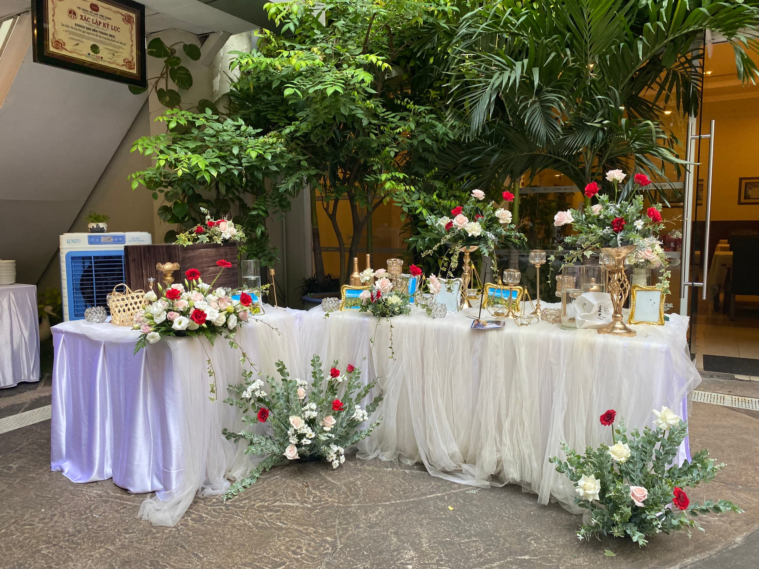 trang trí tại sảnh Love Letter