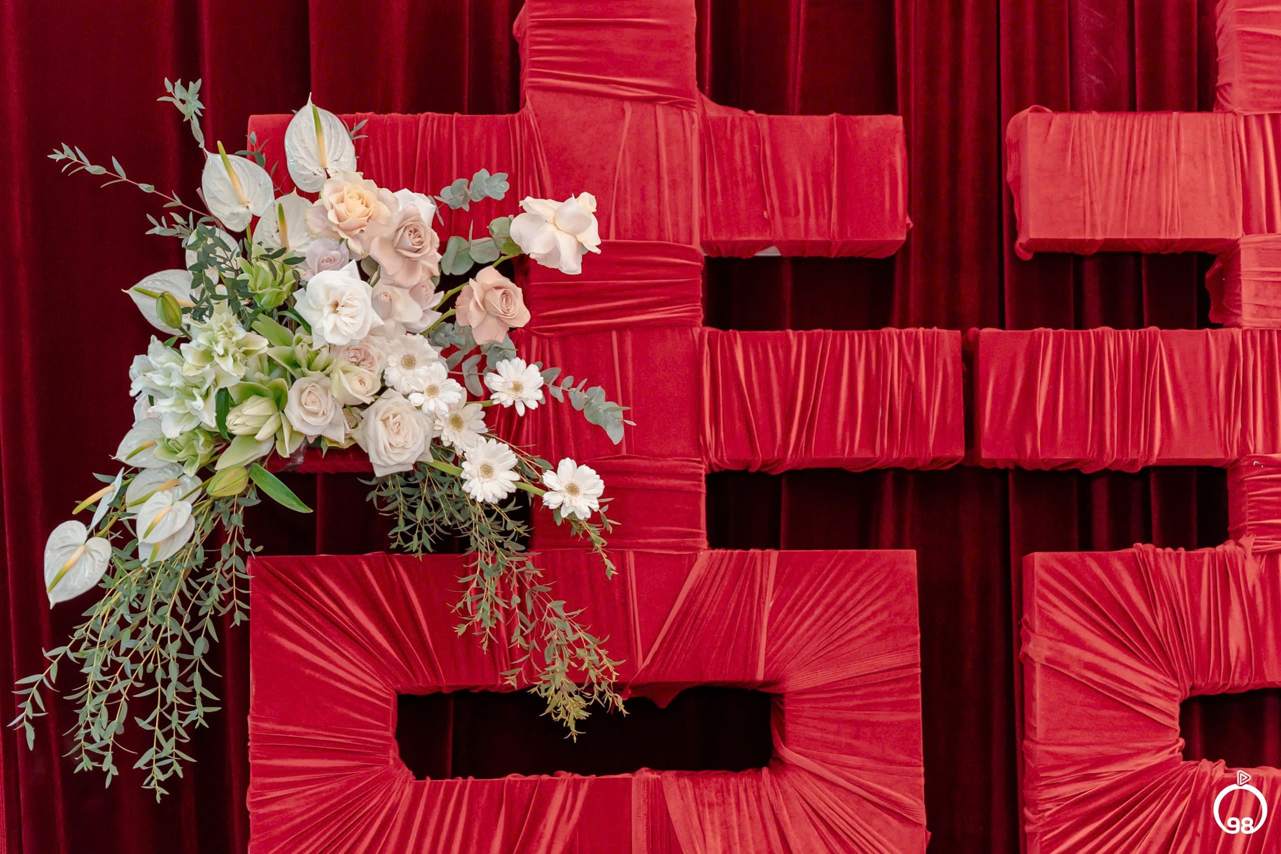 chữ hỷ voan nhung