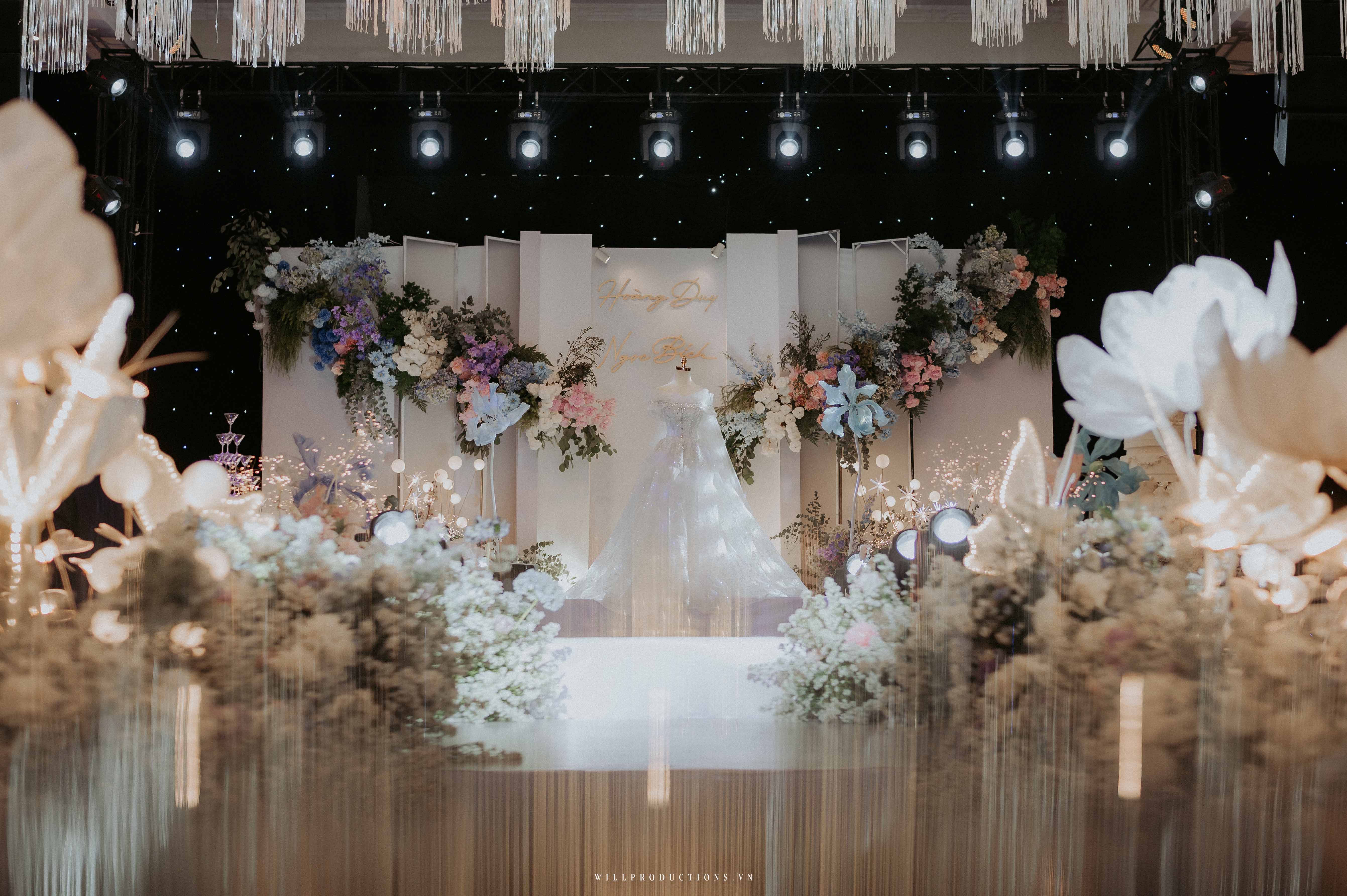 BACKDROP CHỤP HÌNH SÂN KHẤU MẪU 1