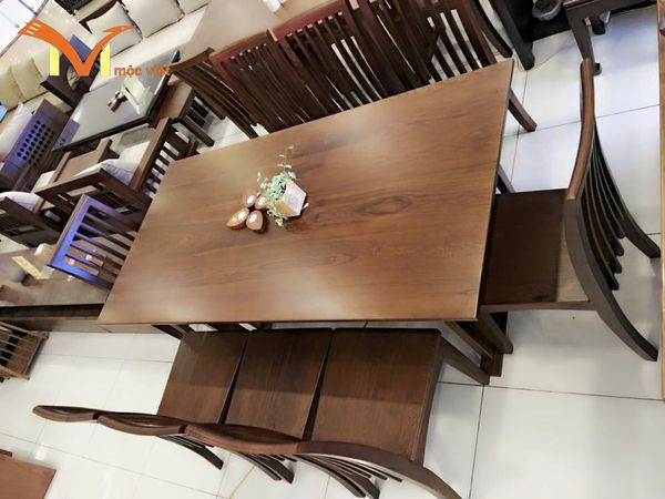 ban-an-go-soi-my-moc-viet