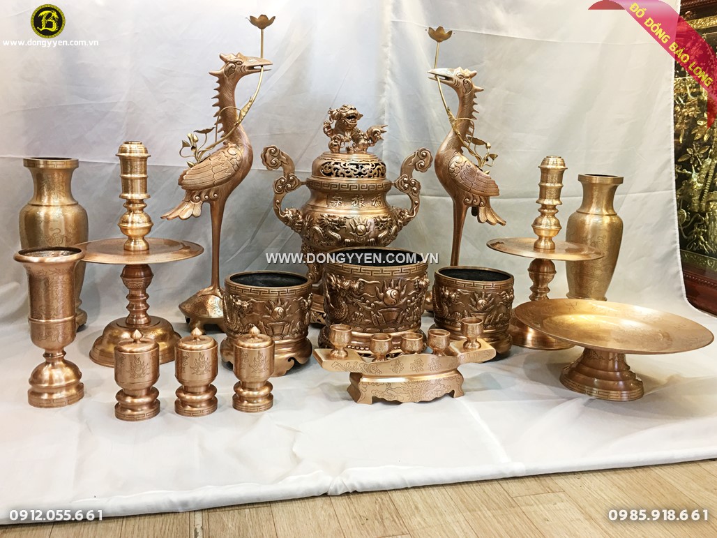Bộ đồ thờ bằng đồng đỏ thanh khiết của Đúc Đồng Bảo Long