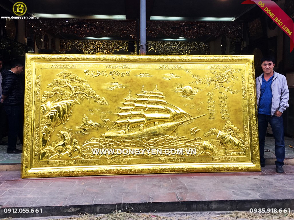 Tranh thuận buồm xuôi gió khung đồng 3m4x1m76 dát vàng 9999 được chạm tinh xảo đẳng cấp